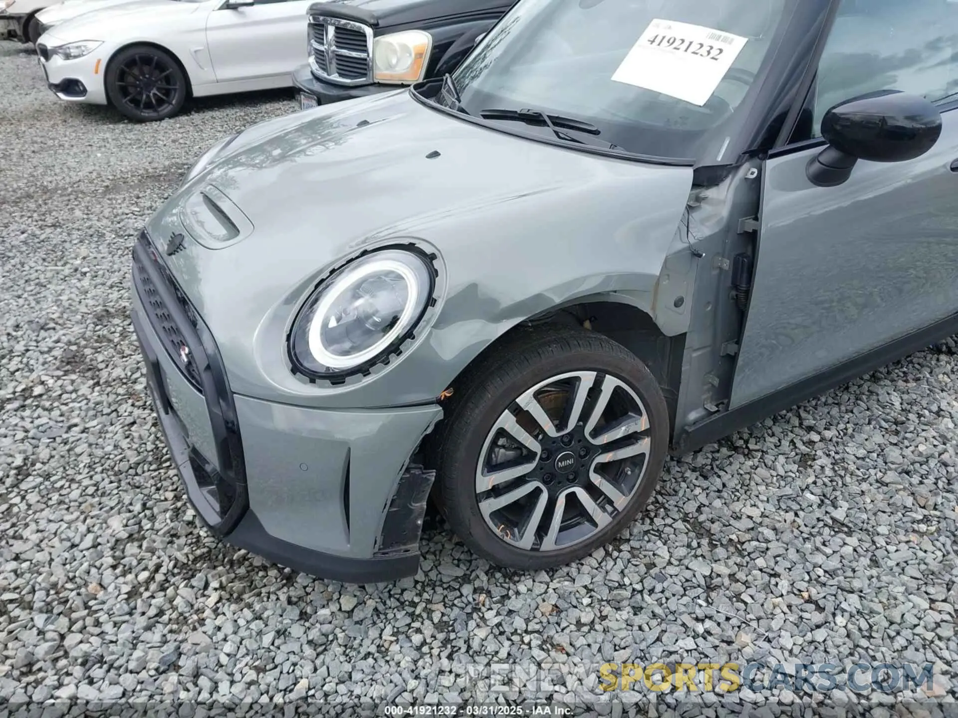 6 fotografías del automóvil dañado WMW53DK06P2T05743 MINI HARDTOP 2023