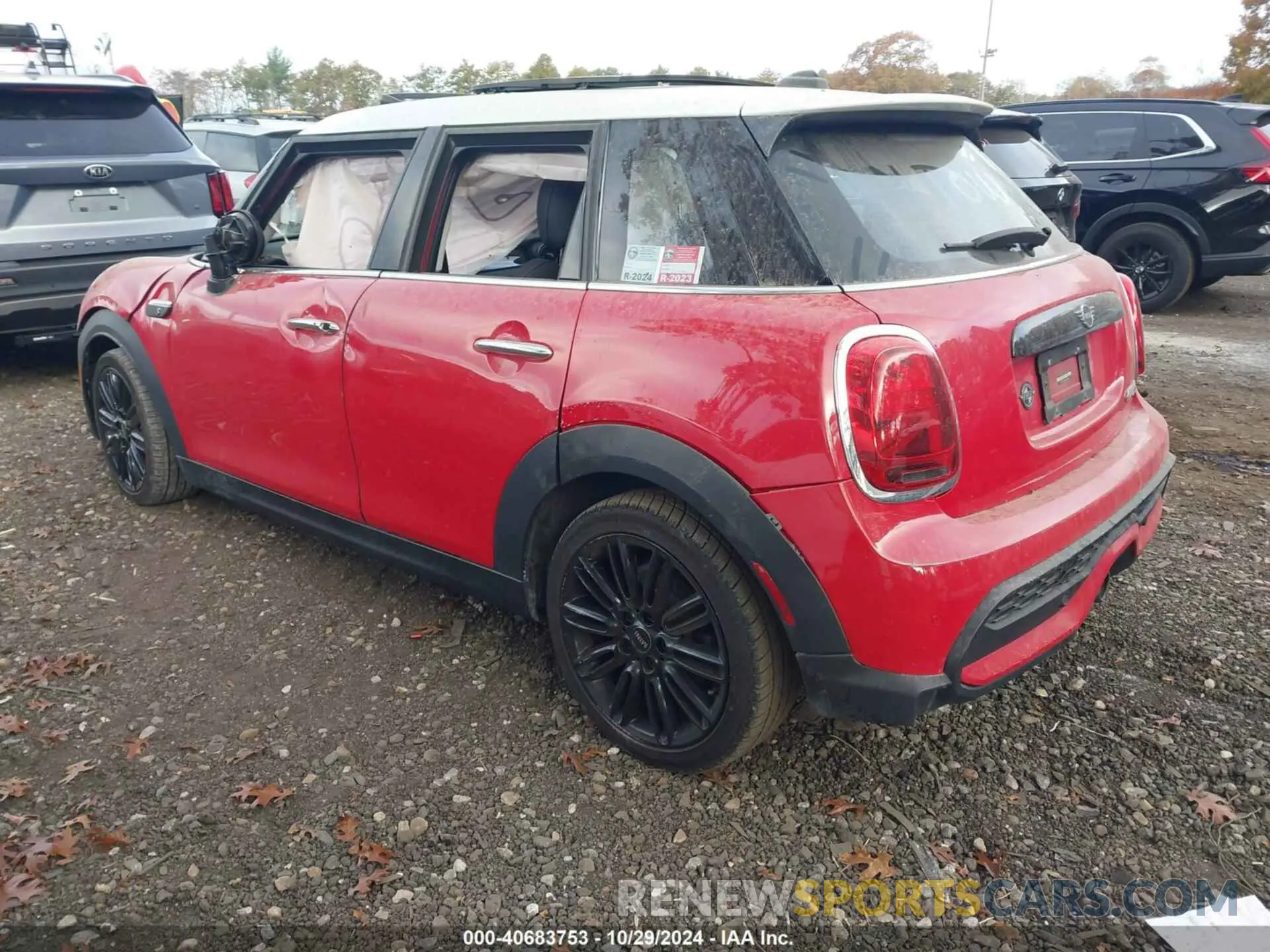 3 fotografías del automóvil dañado WMW53DK0XP2S99817 MINI HARDTOP 2023