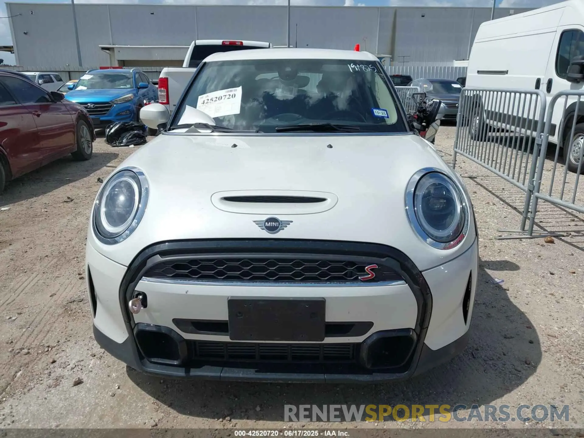 11 fotografías del automóvil dañado WMW53DK00R2V08730 MINI HARDTOP 2024