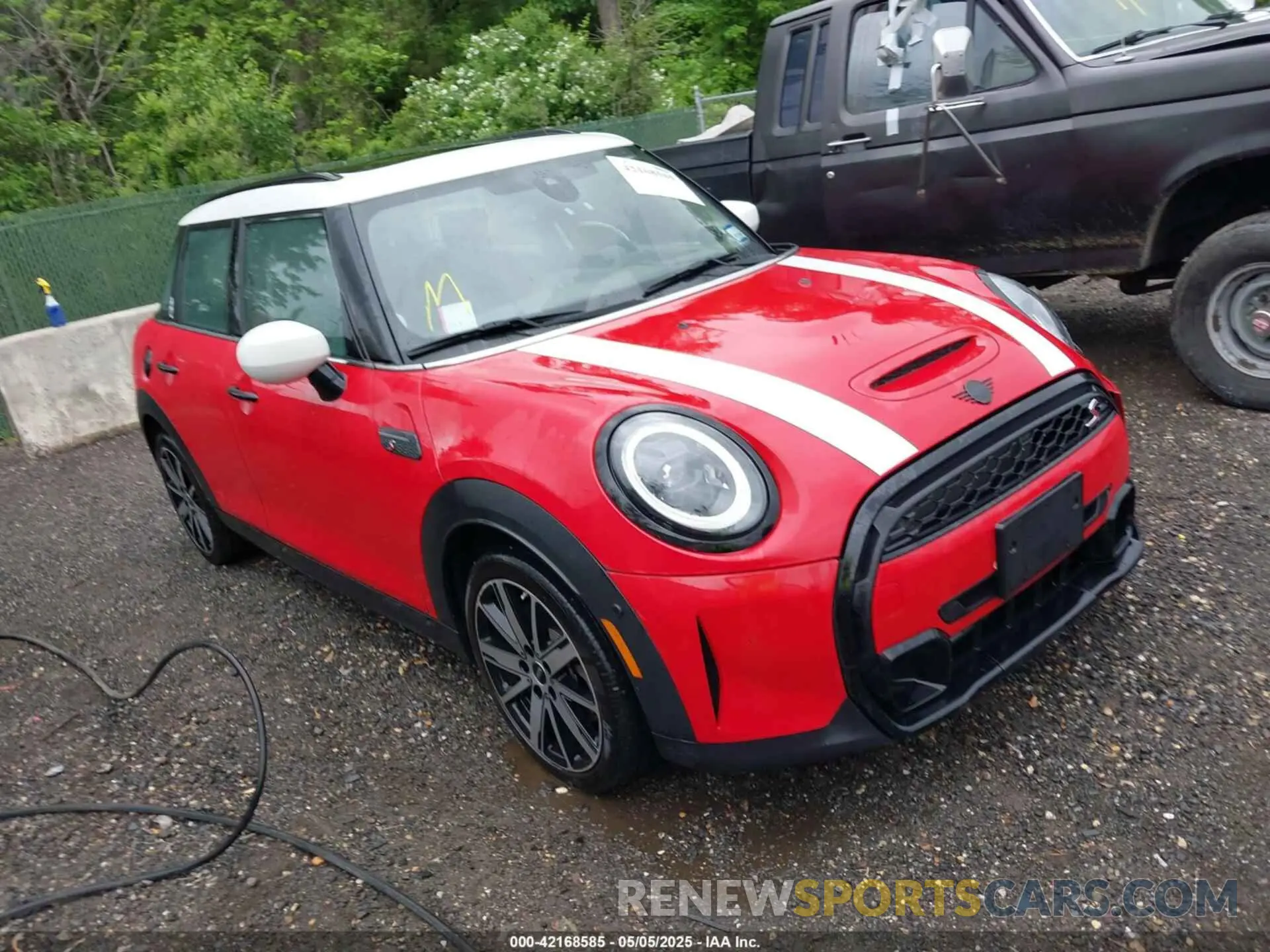 1 fotografías del automóvil dañado WMW53DK01R2U74636 MINI HARDTOP 2024