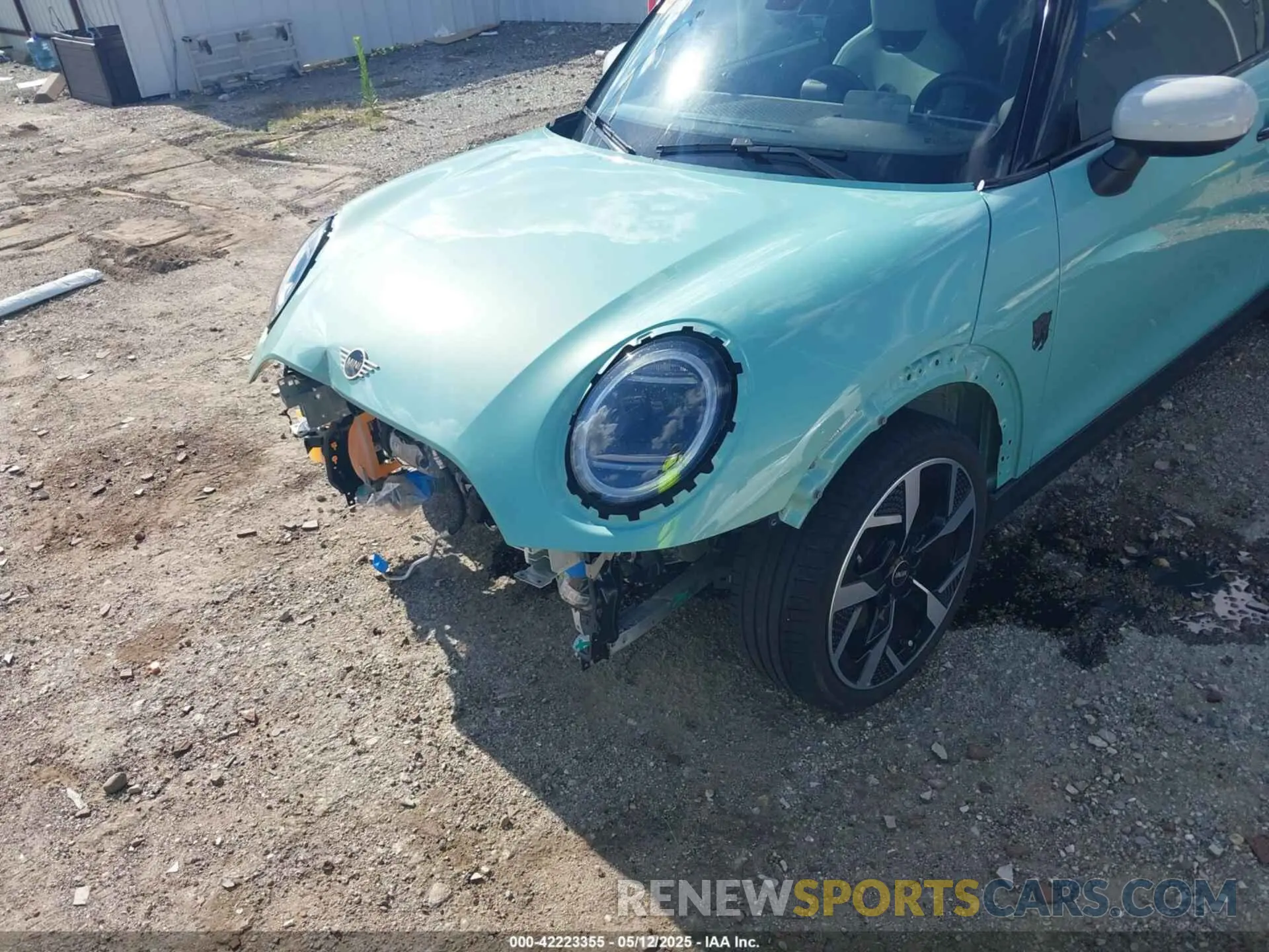 6 fotografías del automóvil dañado WMW23GD00S2W11766 MINI HARDTOP 2025