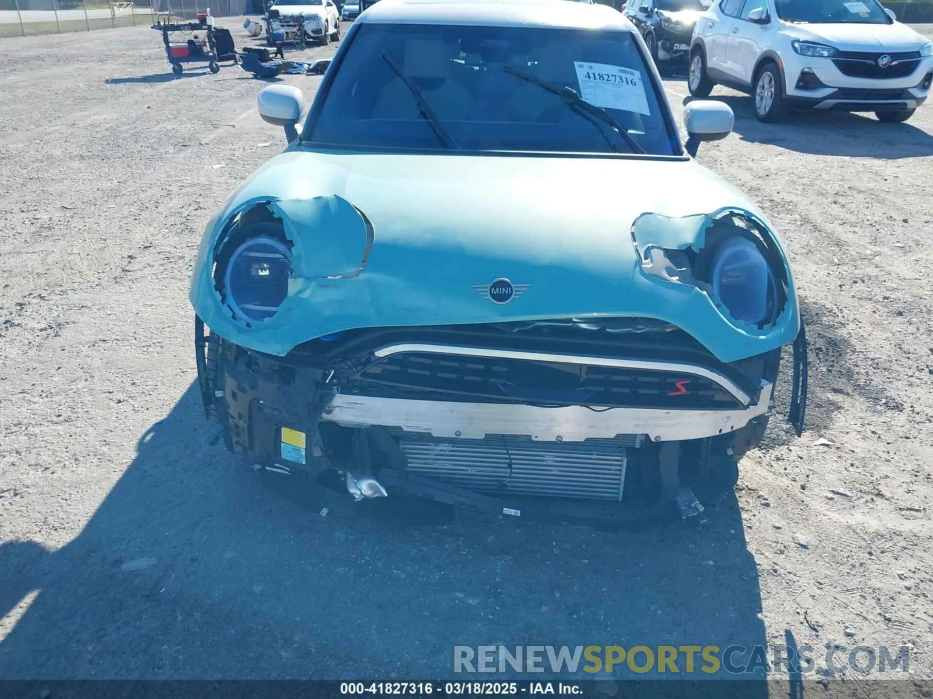 6 fotografías del automóvil dañado WMW53GD02S2W35855 MINI HARDTOP 2025