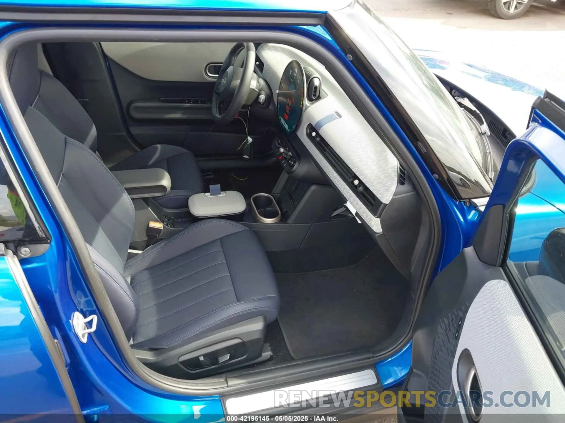 5 fotografías del automóvil dañado WMW53GD06S2X07348 MINI HARDTOP 2025