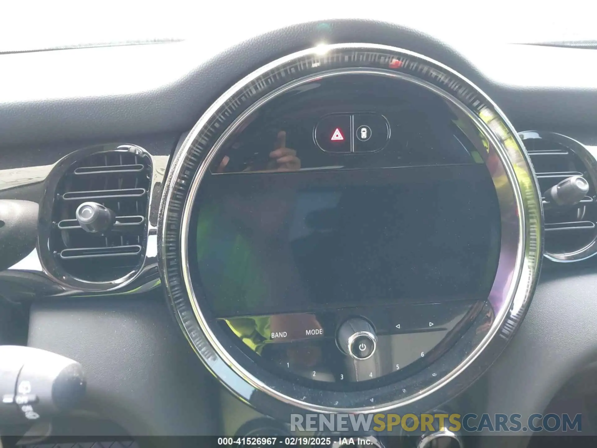 18 fotografías del automóvil dañado WMW13DJ08R2U82328 MINI SE HARDTOP 2024