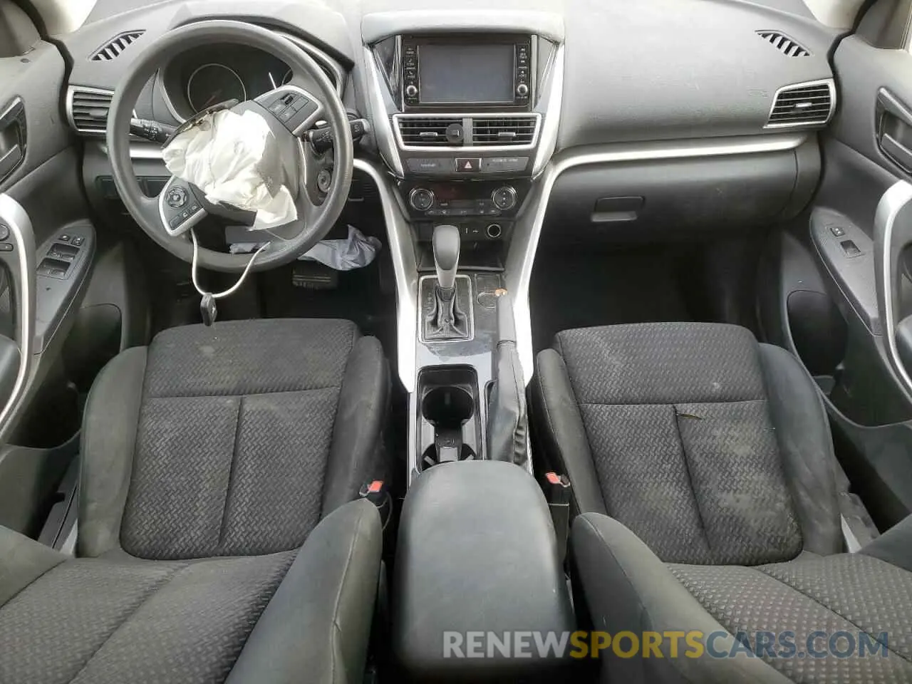 8 fotografías del automóvil dañado JA4AS3AA0KZ016473 MITSUBISHI ECLIPSE 2019