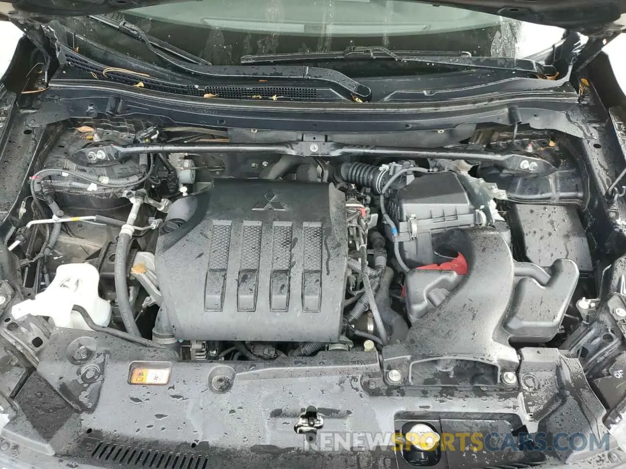 12 fotografías del automóvil dañado JA4AS3AA8KZ009948 MITSUBISHI ECLIPSE 2019