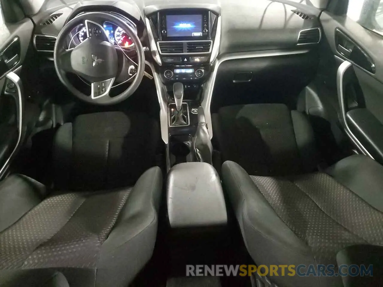 8 fotografías del automóvil dañado JA4AT3AA1KZ036177 MITSUBISHI ECLIPSE 2019