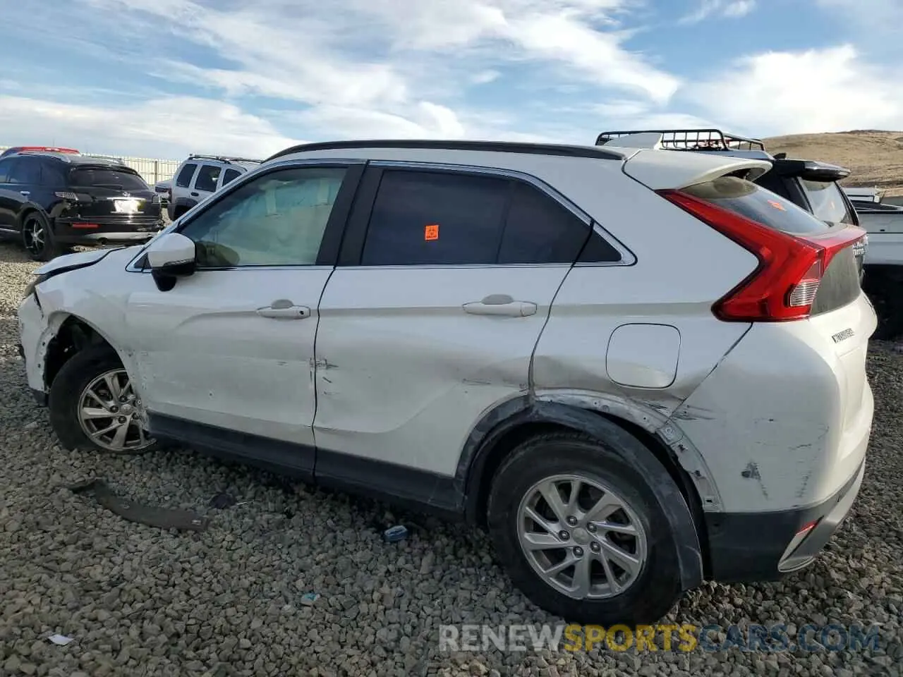 2 fotografías del automóvil dañado JA4AT3AA3KZ000409 MITSUBISHI ECLIPSE 2019