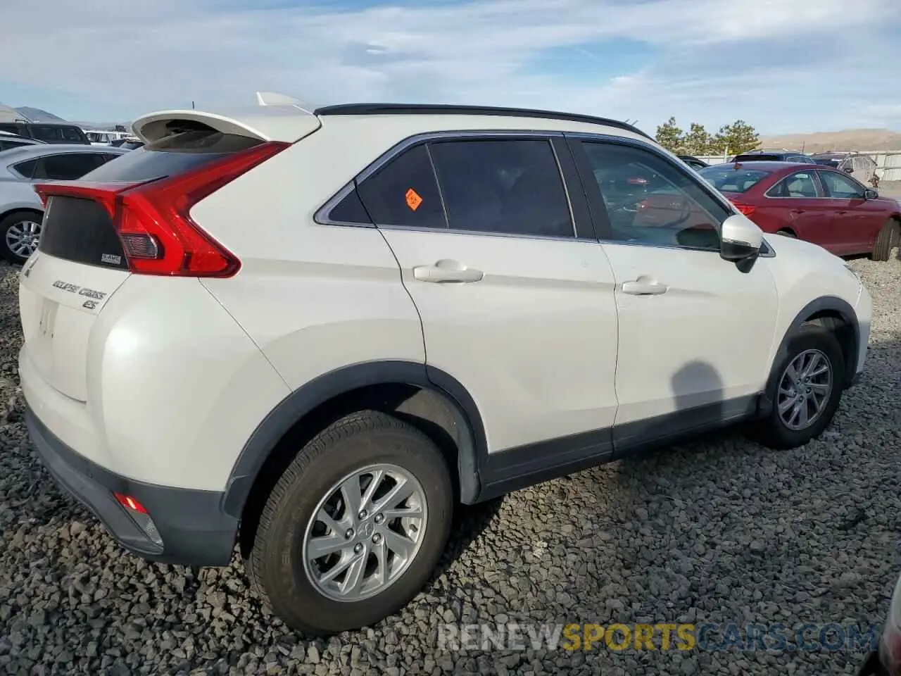 3 fotografías del automóvil dañado JA4AT3AA3KZ000409 MITSUBISHI ECLIPSE 2019