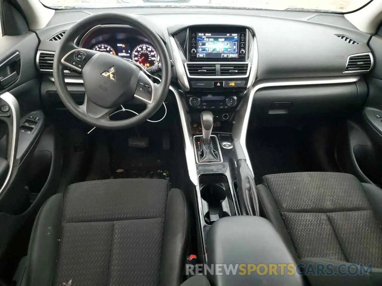 8 fotografías del automóvil dañado JA4AT3AA4KZ028672 MITSUBISHI ECLIPSE 2019