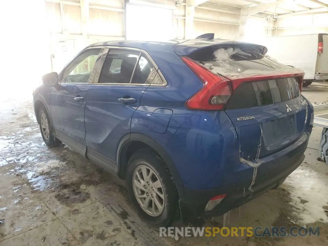 2 fotografías del automóvil dañado JA4AT3AA6KZ002476 MITSUBISHI ECLIPSE 2019