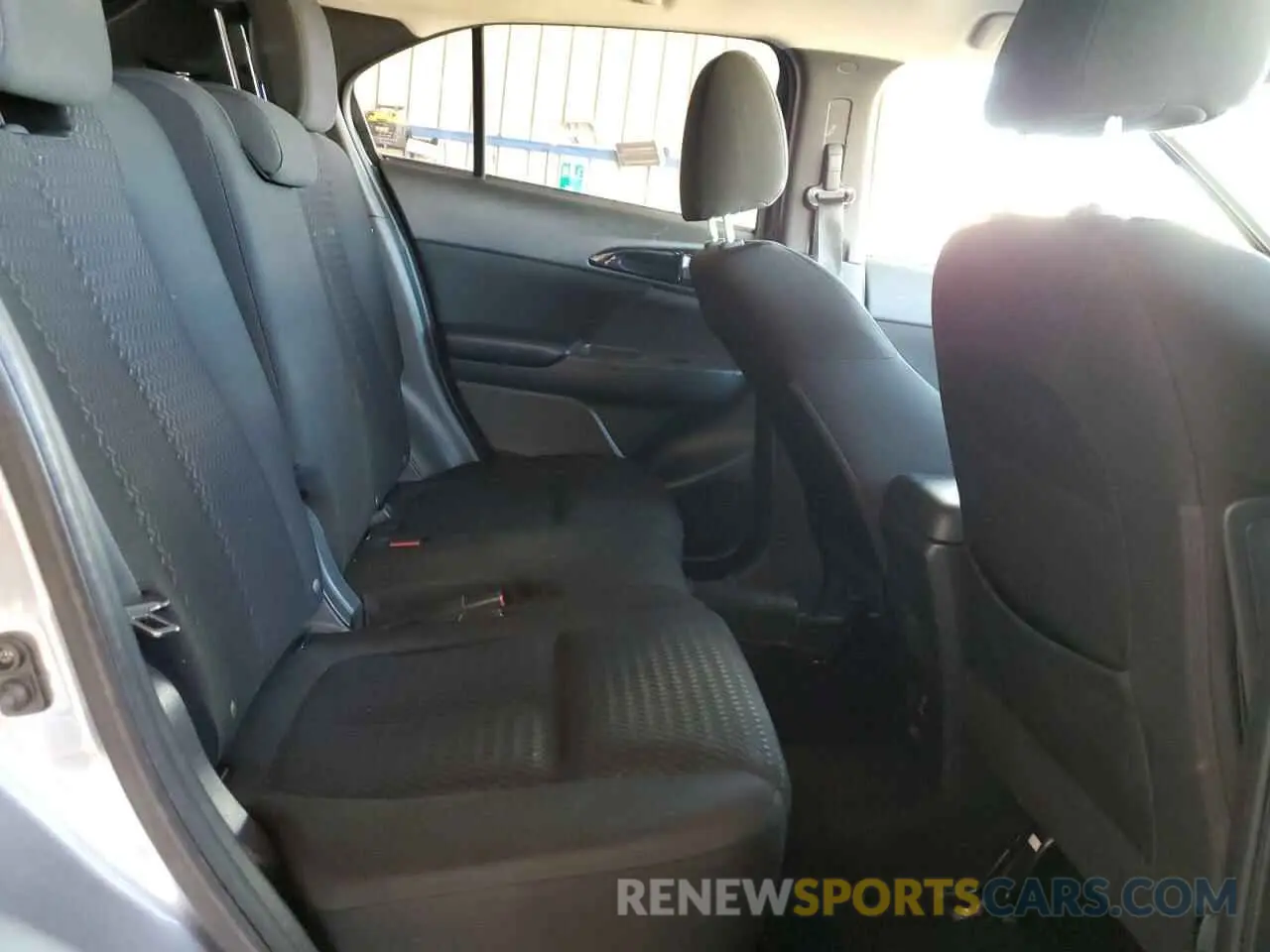 11 fotografías del automóvil dañado JA4AT3AA6KZ038149 MITSUBISHI ECLIPSE 2019