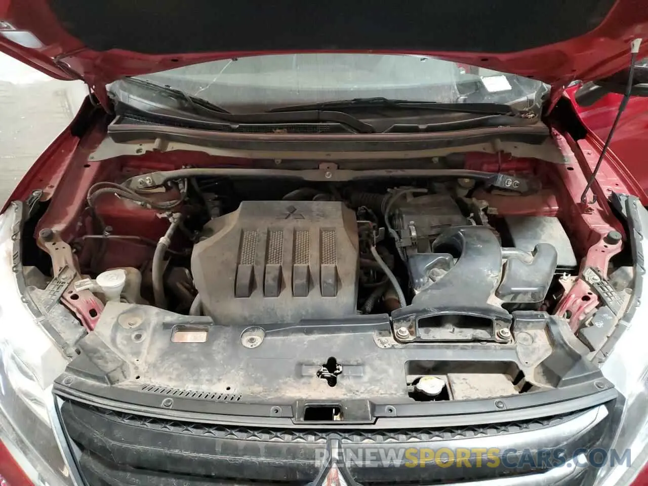 12 fotografías del automóvil dañado JA4AT4AA8KZ049661 MITSUBISHI ECLIPSE 2019
