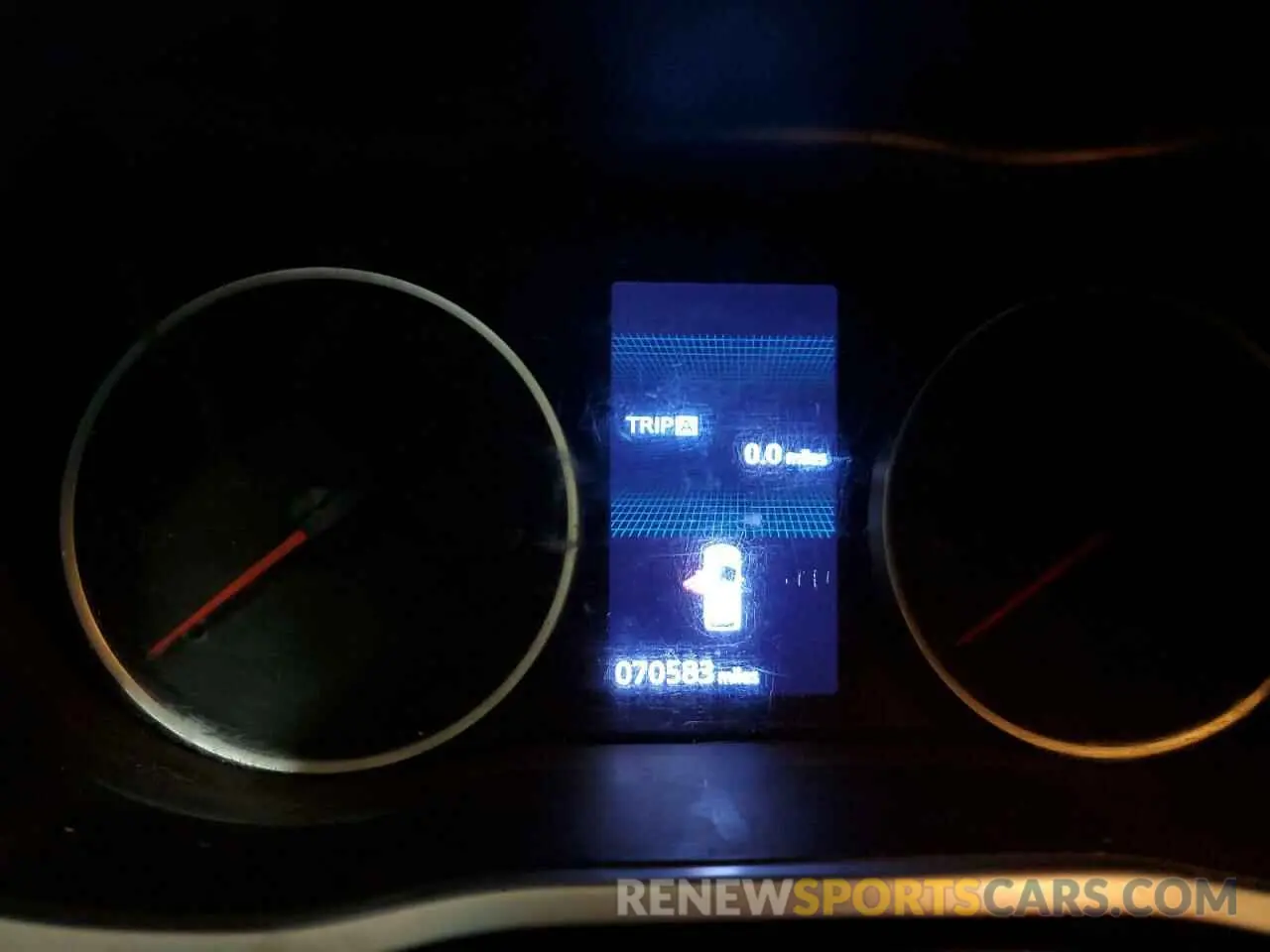 9 fotografías del automóvil dañado JA4AT4AA8KZ049661 MITSUBISHI ECLIPSE 2019