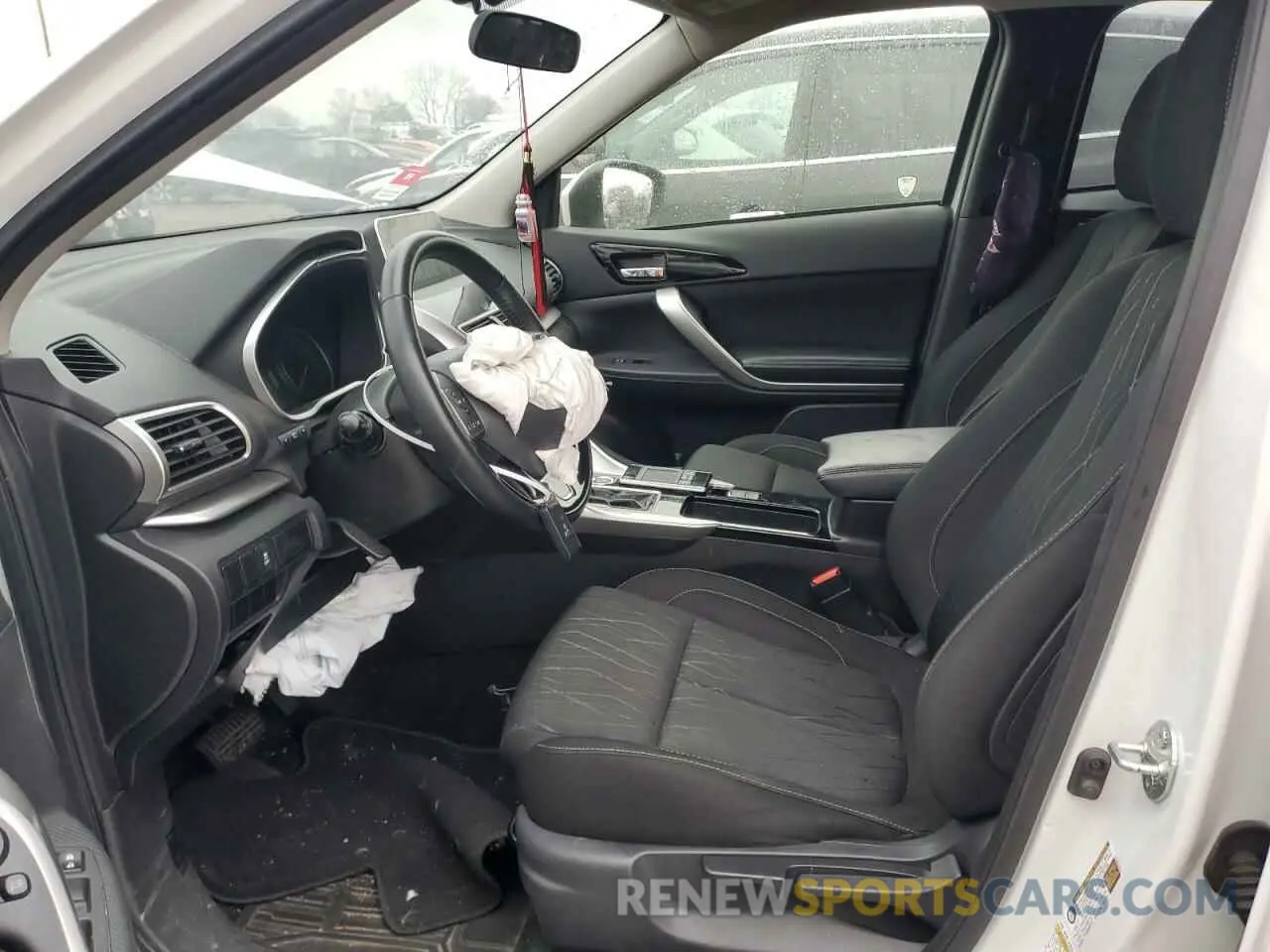 7 fotografías del automóvil dañado JA4AT5AA0KZ021553 MITSUBISHI ECLIPSE 2019