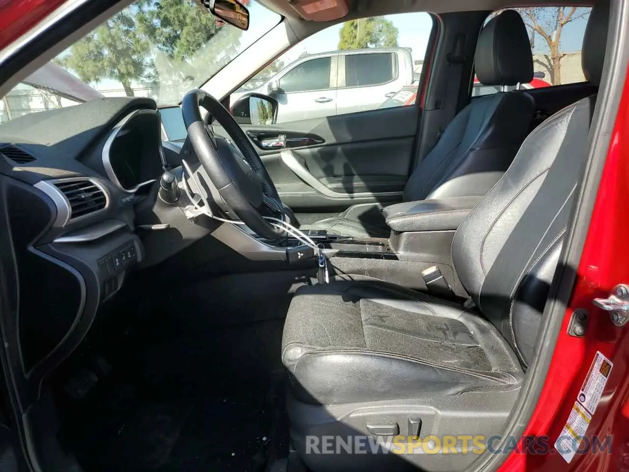 7 fotografías del automóvil dañado JA4AT5AA3KZ001345 MITSUBISHI ECLIPSE 2019