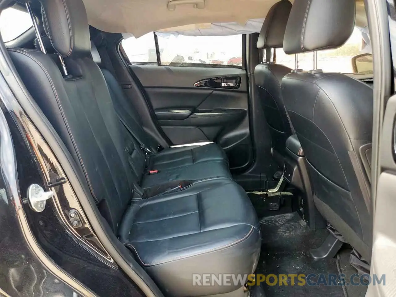 11 fotografías del automóvil dañado JA4AT5AA6KZ021301 MITSUBISHI ECLIPSE 2019