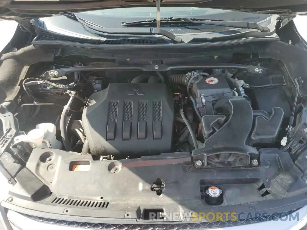 11 fotografías del automóvil dañado JA4AT5AAXKZ021737 MITSUBISHI ECLIPSE 2019