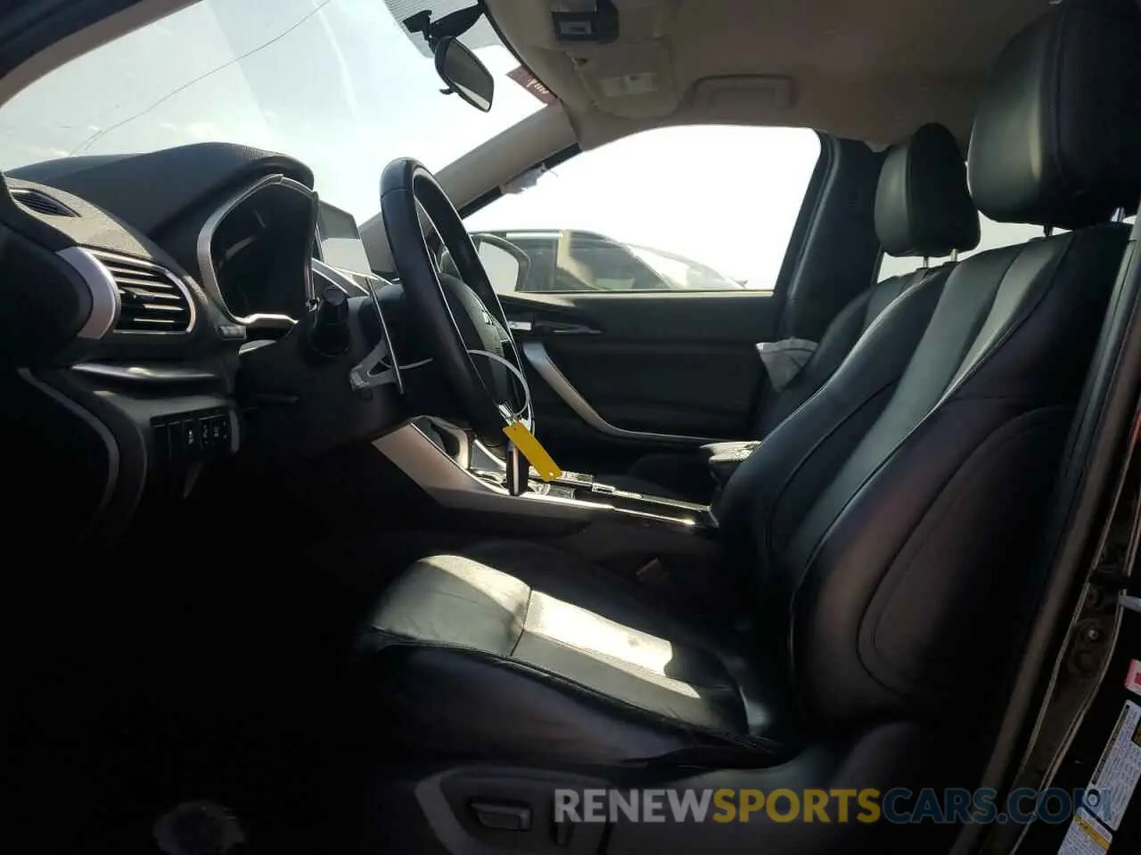 7 fotografías del automóvil dañado JA4AT5AAXKZ021737 MITSUBISHI ECLIPSE 2019