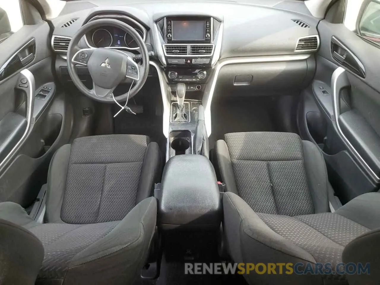 8 fotografías del automóvil dañado JA4AS3AA2LZ005640 MITSUBISHI ECLIPSE 2020