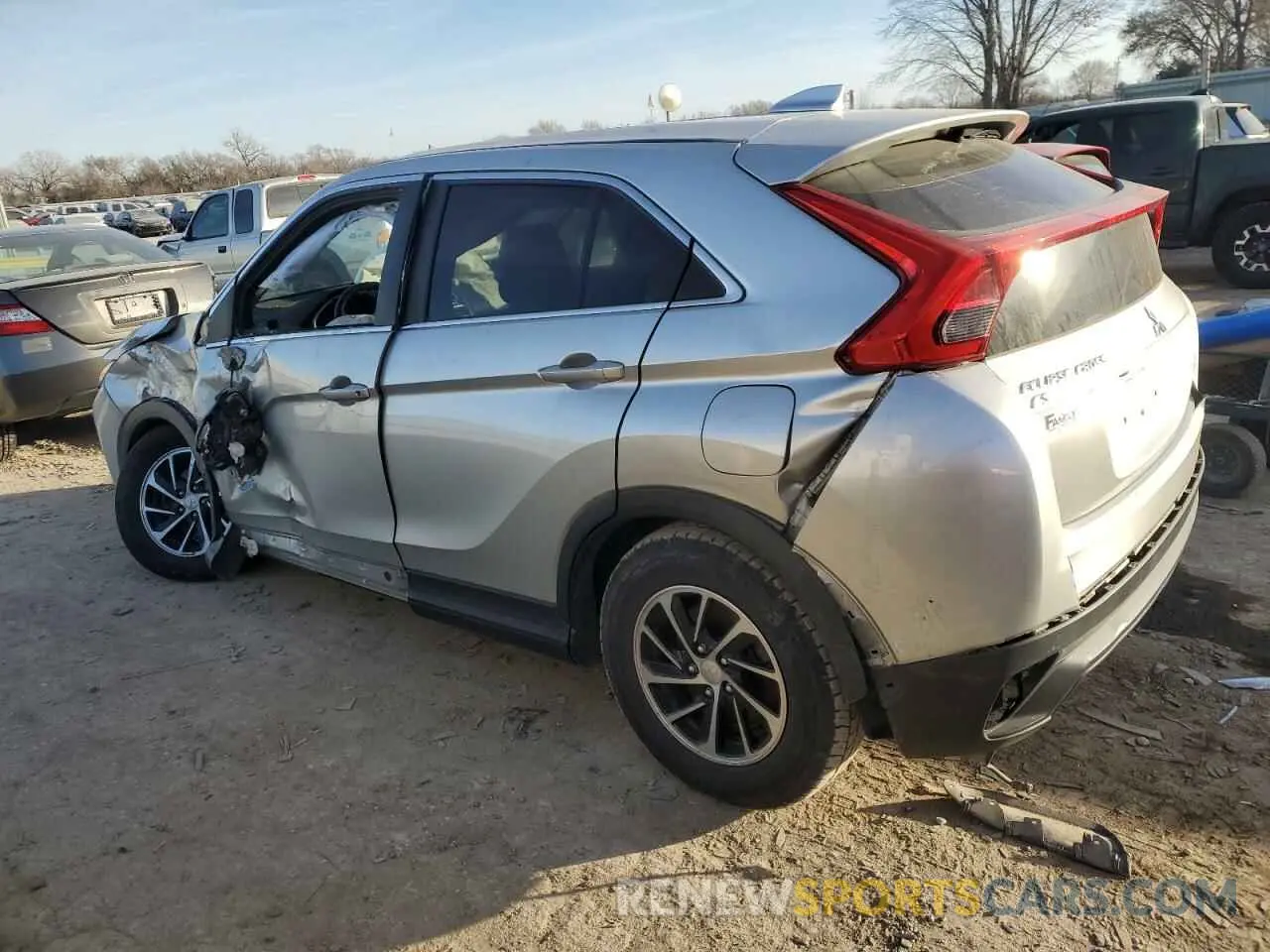 2 fotografías del automóvil dañado JA4AS3AA2LZ028464 MITSUBISHI ECLIPSE 2020