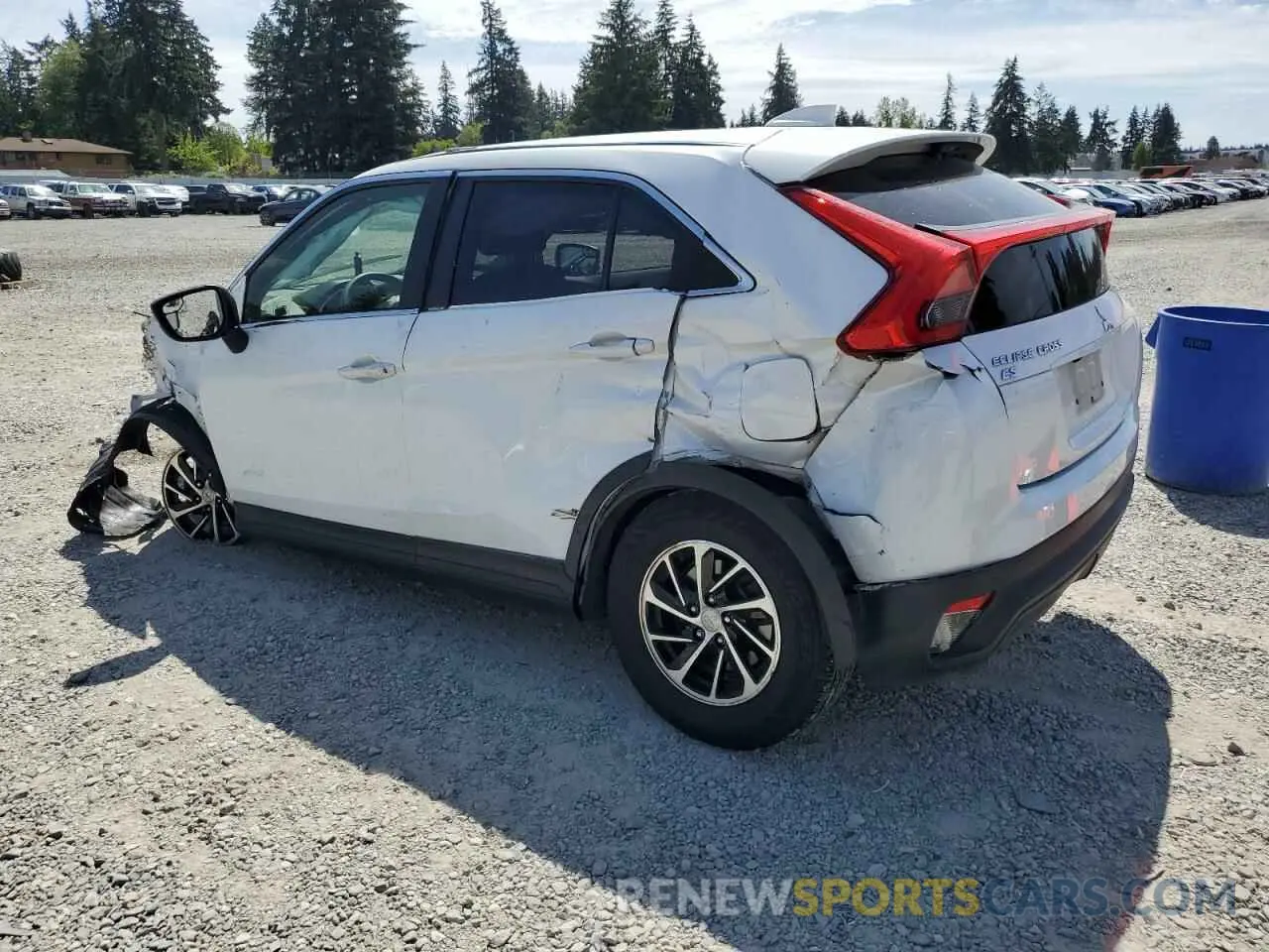 2 fotografías del automóvil dañado JA4AS3AA5LZ006877 MITSUBISHI ECLIPSE 2020