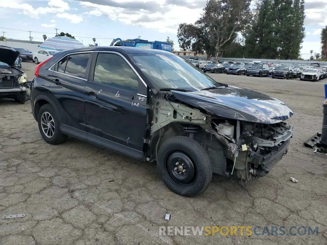 4 fotografías del automóvil dañado JA4AS3AA7LZ012793 MITSUBISHI ECLIPSE 2020