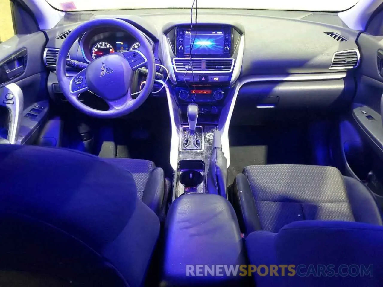 8 fotografías del automóvil dañado JA4AT3AA1LZ025200 MITSUBISHI ECLIPSE 2020