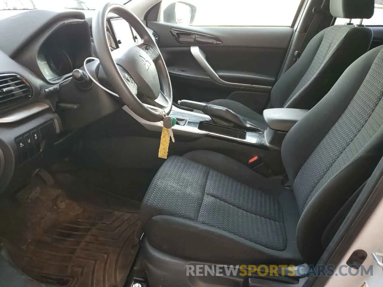 7 fotografías del automóvil dañado JA4ATUAAXNZ059449 MITSUBISHI ECLIPSE 2022