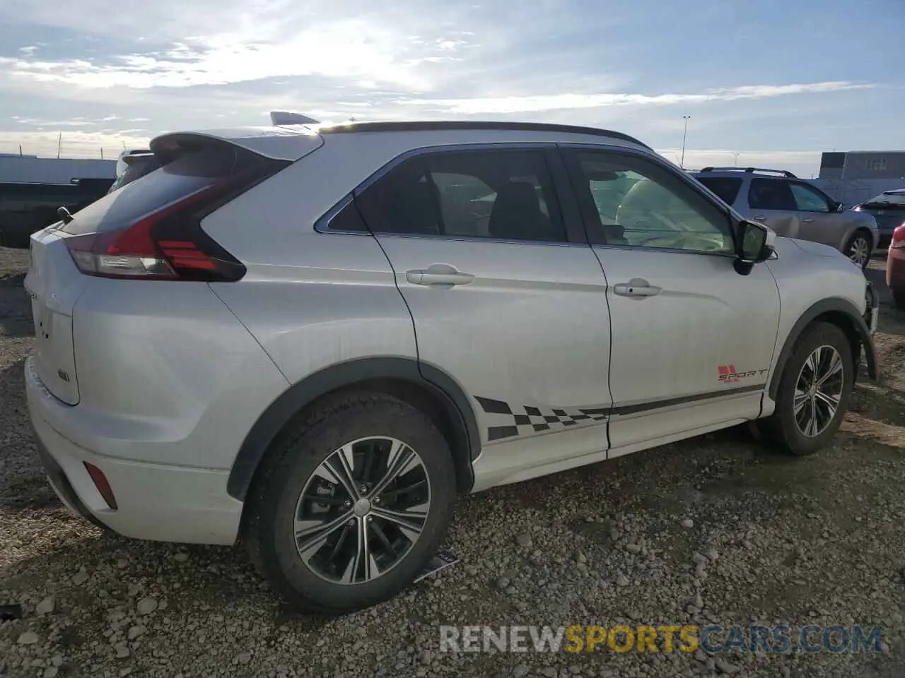 3 fotografías del automóvil dañado JA4ATVAA5NZ611185 MITSUBISHI ECLIPSE 2022