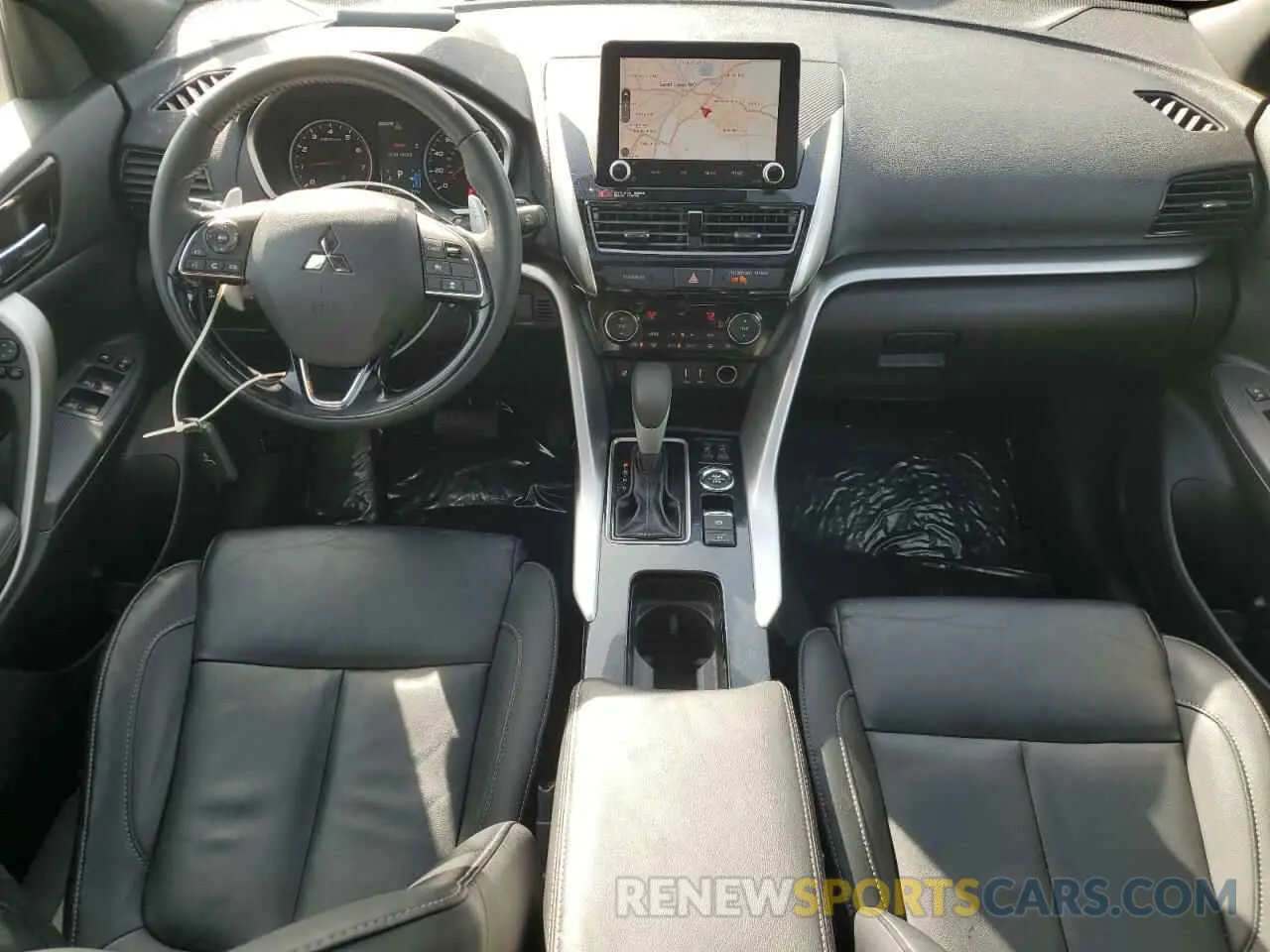 8 fotografías del automóvil dañado JA4ATWAAXNZ048785 MITSUBISHI ECLIPSE 2022