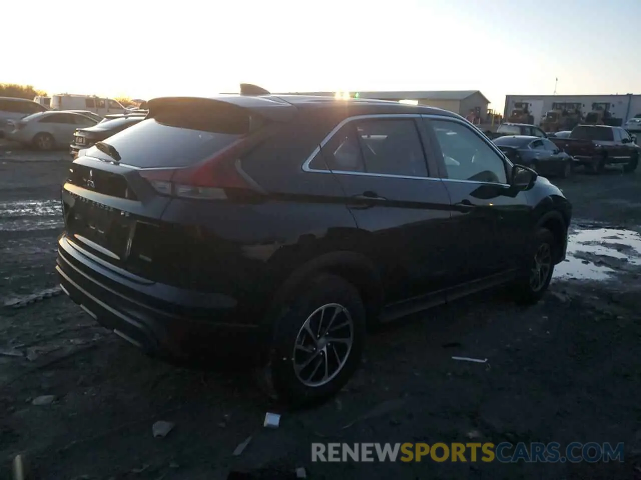 3 fotografías del automóvil dañado JA4ATUAA3PZ049896 MITSUBISHI ECLIPSE 2023