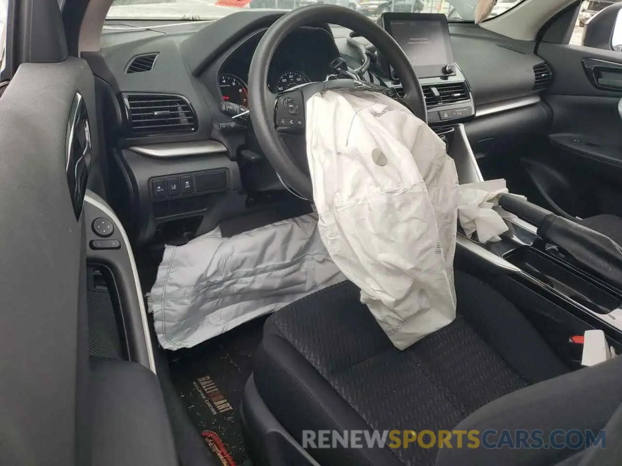 8 fotografías del automóvil dañado JA4ATVAA1PZ037574 MITSUBISHI ECLIPSE 2023