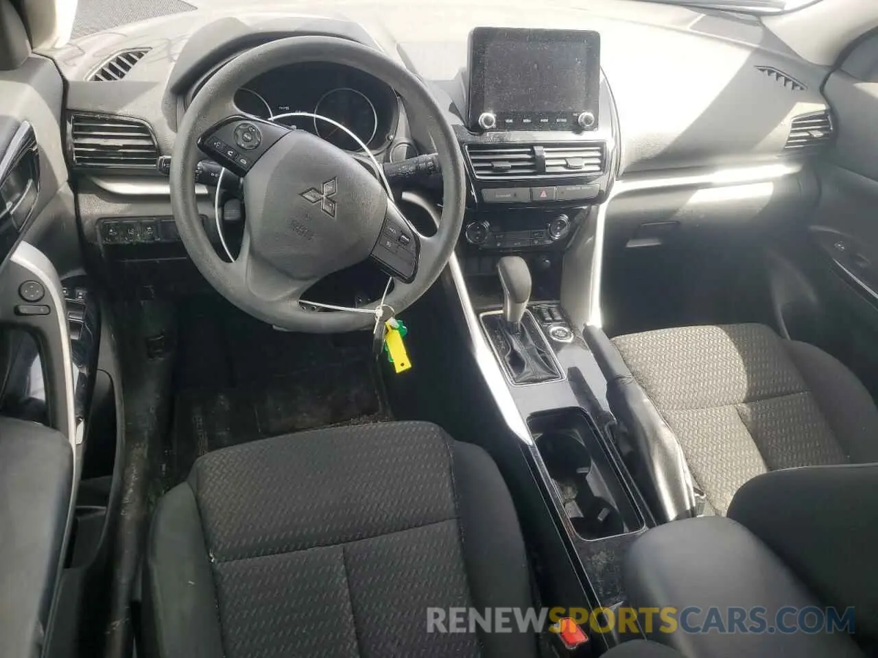 8 fotografías del automóvil dañado JA4ATVAA6PZ003386 MITSUBISHI ECLIPSE 2023
