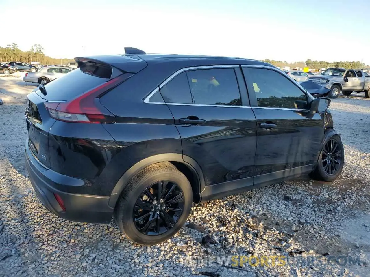3 fotografías del automóvil dañado JA4ATVAA7PZ006698 MITSUBISHI ECLIPSE 2023
