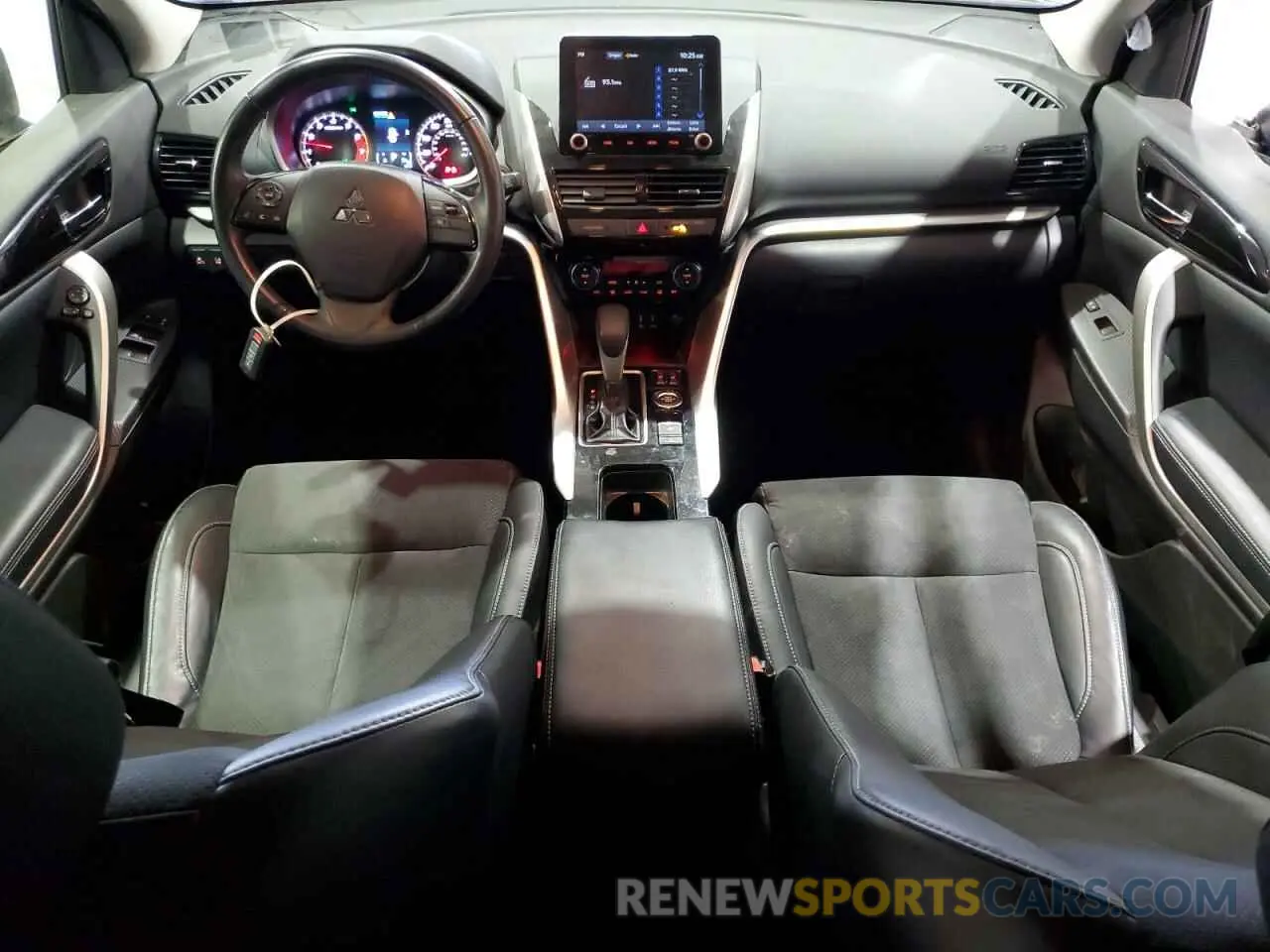 8 fotografías del automóvil dañado JA4ATWAA4PZ004171 MITSUBISHI ECLIPSE 2023