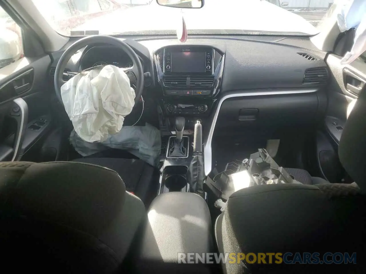 8 fotografías del automóvil dañado JA4ATUAA7RZ005080 MITSUBISHI ECLIPSE 2024