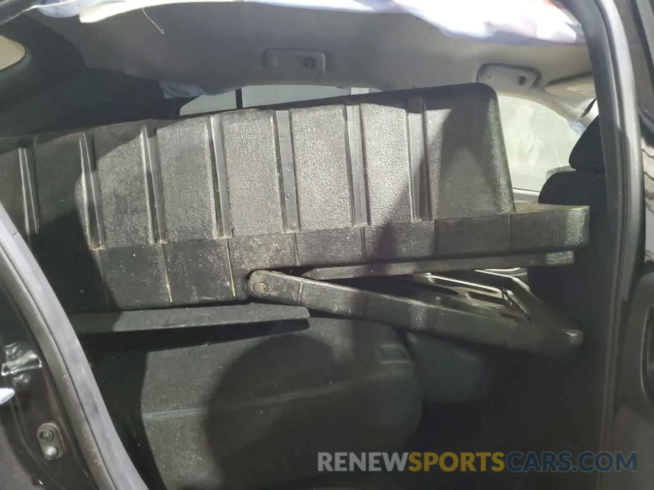 11 fotografías del automóvil dañado JA4ATVAA5RZ076641 MITSUBISHI ECLIPSE 2024