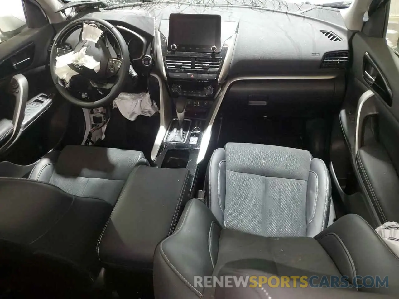 8 fotografías del automóvil dañado JA4ATWAA7RZ061595 MITSUBISHI ECLIPSE 2024