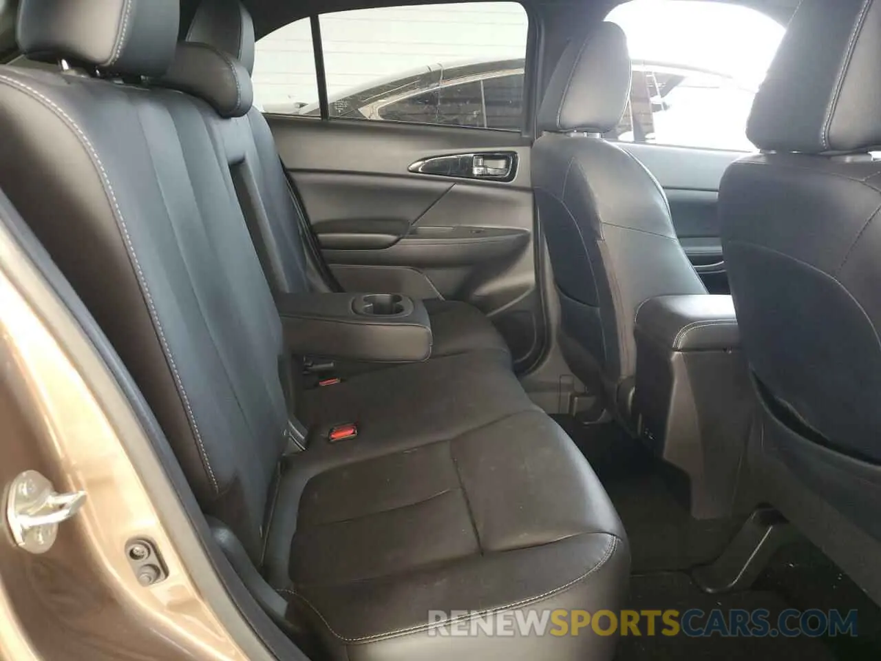 12 fotografías del automóvil dañado JA4ATWAA8RZ001261 MITSUBISHI ECLIPSE 2024