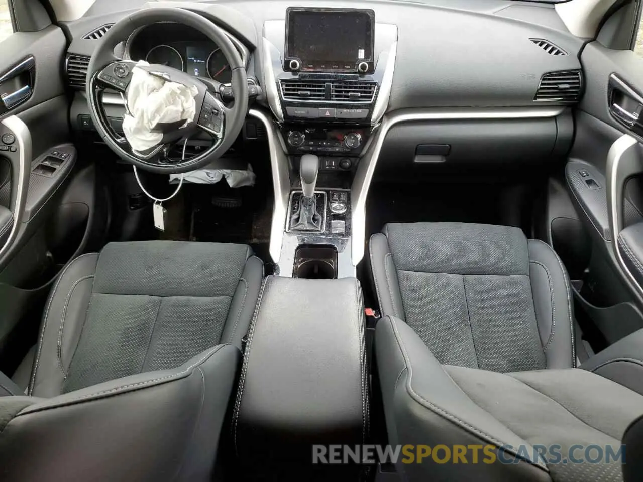 8 fotografías del automóvil dañado JA4ATWAA9RZ069181 MITSUBISHI ECLIPSE 2024