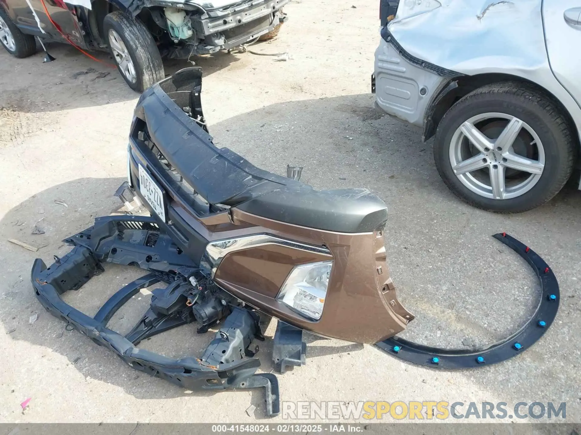 12 fotografías del automóvil dañado JA4AT3AA0KZ003039 MITSUBISHI ECLIPSE CROSS 2019