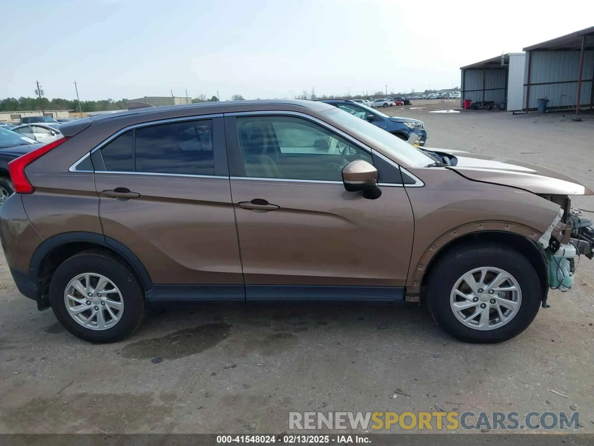 14 fotografías del automóvil dañado JA4AT3AA0KZ003039 MITSUBISHI ECLIPSE CROSS 2019