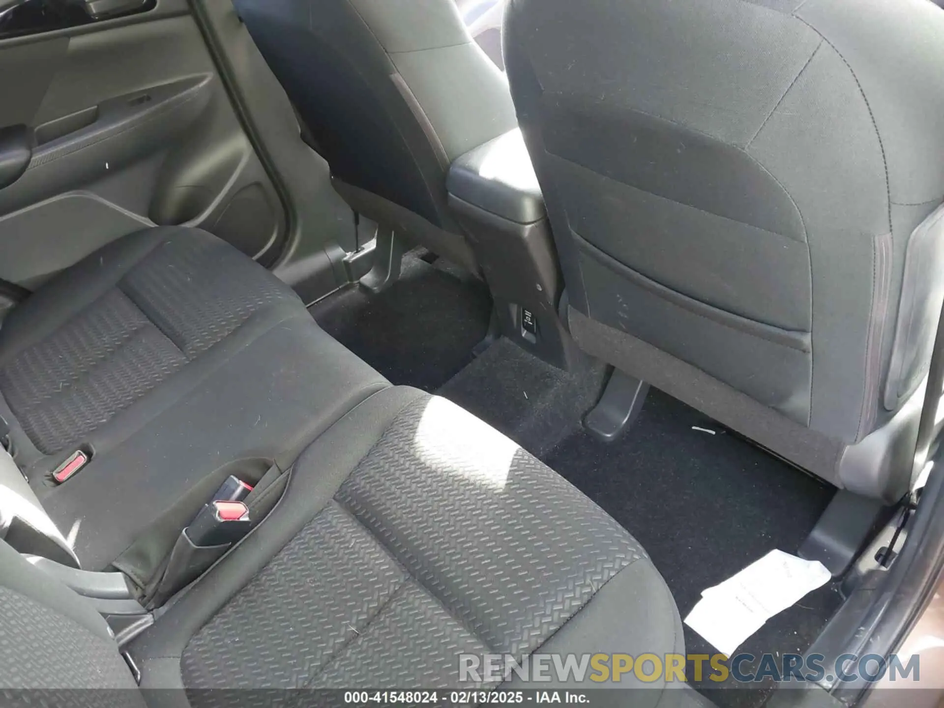 8 fotografías del automóvil dañado JA4AT3AA0KZ003039 MITSUBISHI ECLIPSE CROSS 2019