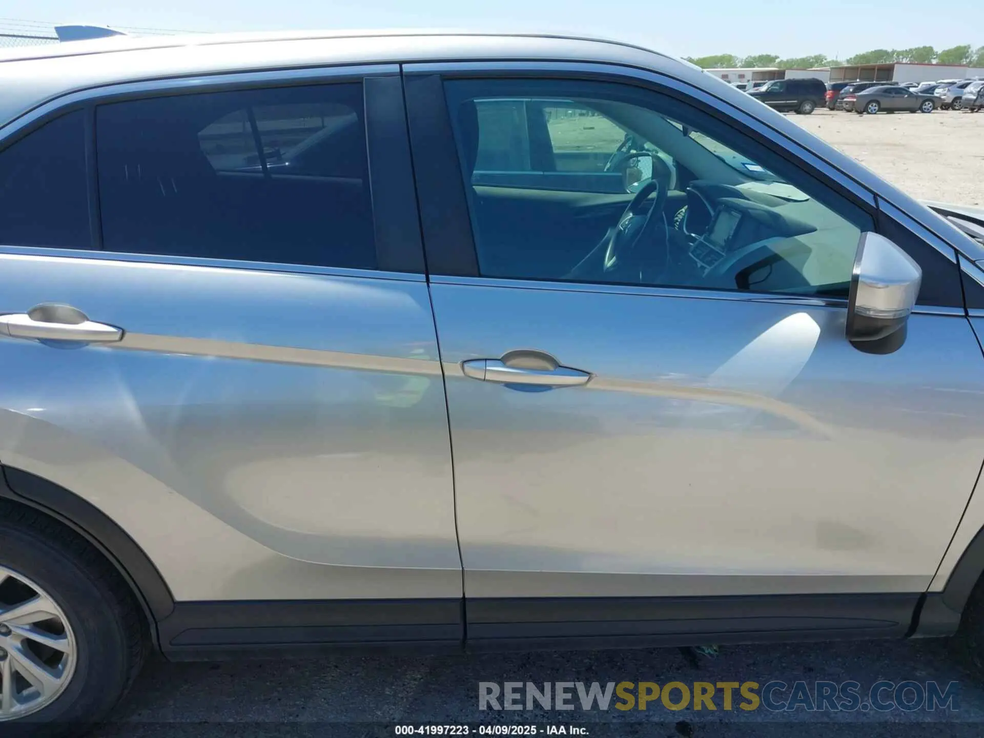 13 fotografías del automóvil dañado JA4AT3AA1KZ031125 MITSUBISHI ECLIPSE CROSS 2019