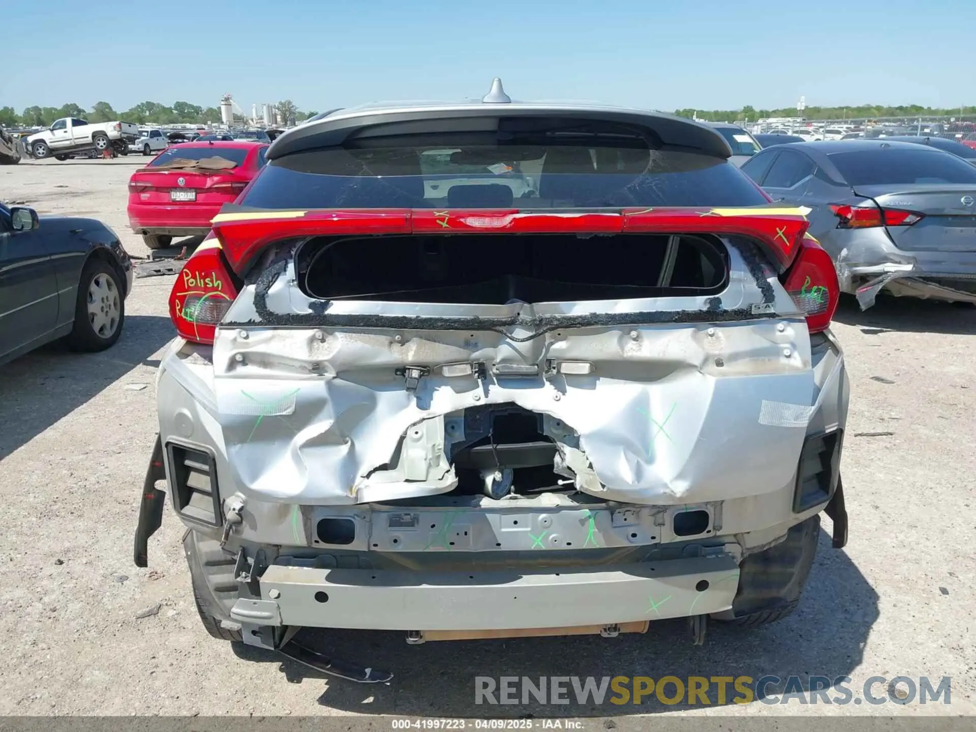16 fotografías del automóvil dañado JA4AT3AA1KZ031125 MITSUBISHI ECLIPSE CROSS 2019