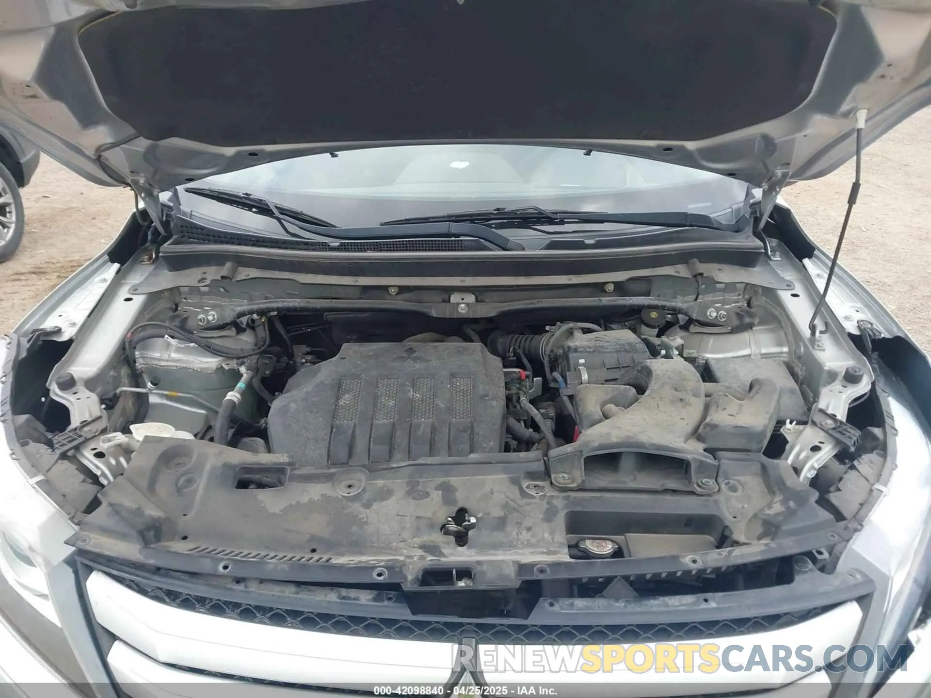 10 fotografías del automóvil dañado JA4AT3AA1KZ033005 MITSUBISHI ECLIPSE CROSS 2019