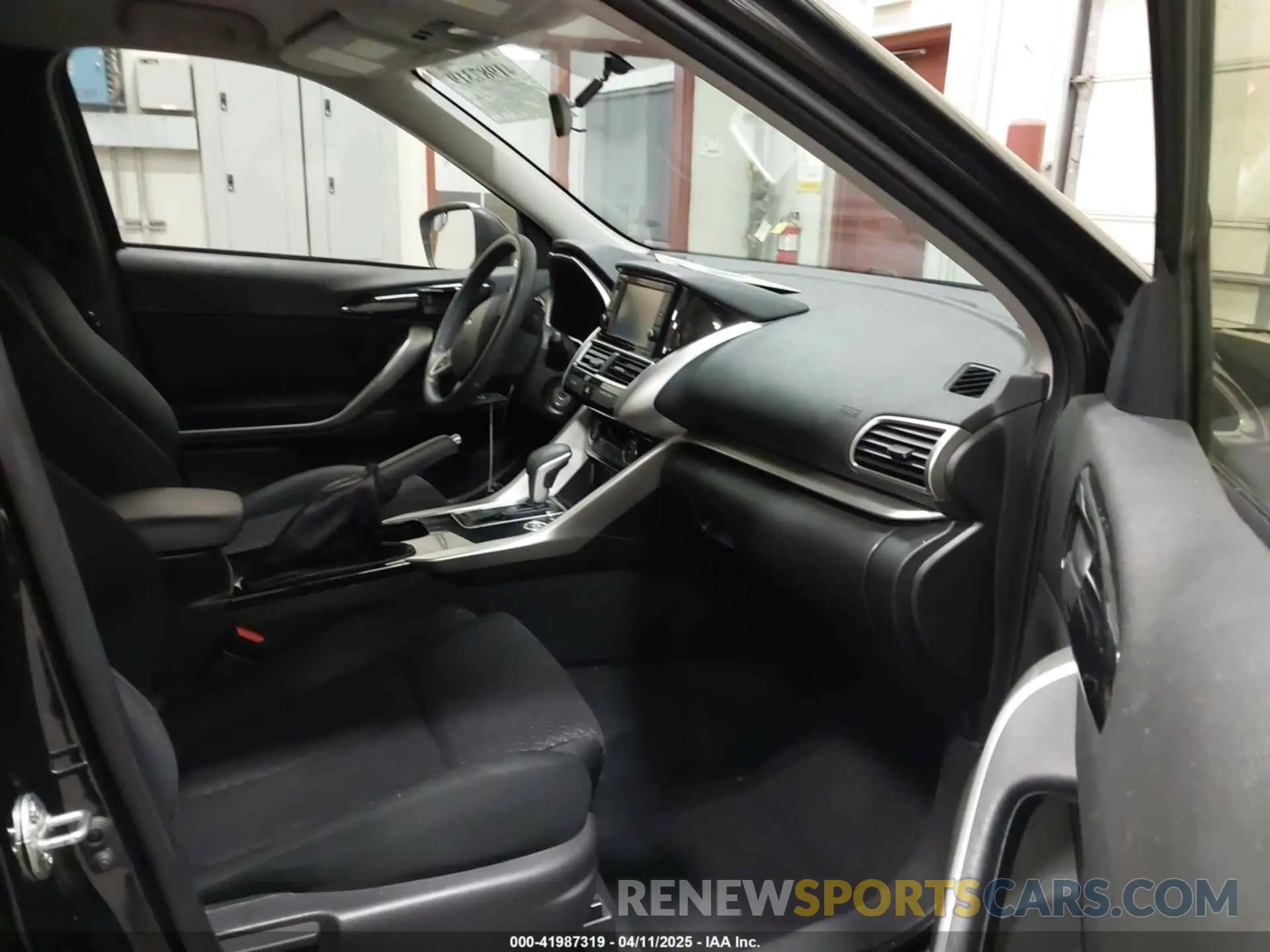 5 fotografías del automóvil dañado JA4AT3AA7KZ031050 MITSUBISHI ECLIPSE CROSS 2019