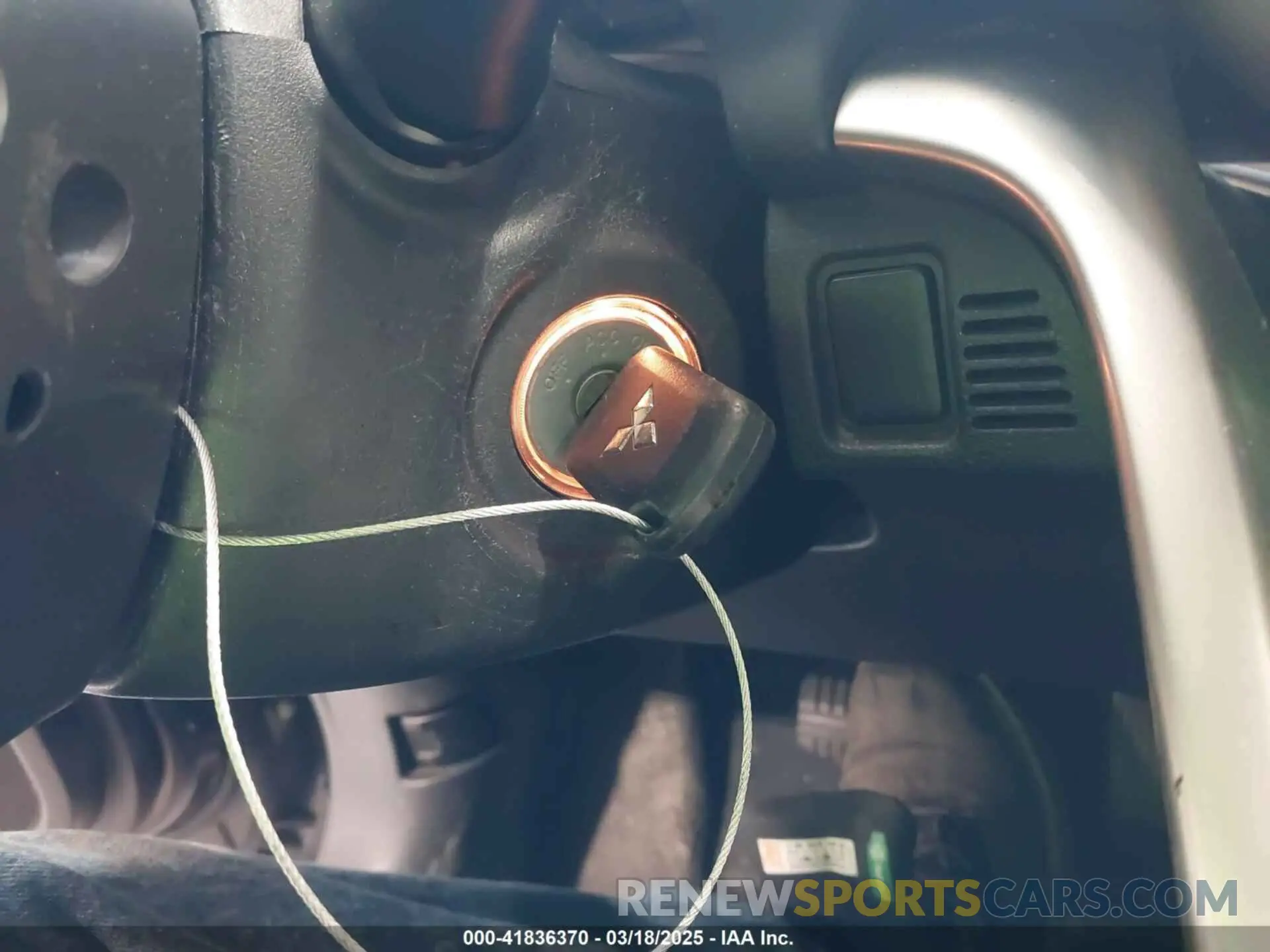 11 fotografías del automóvil dañado JA4AT3AAXKZ032211 MITSUBISHI ECLIPSE CROSS 2019