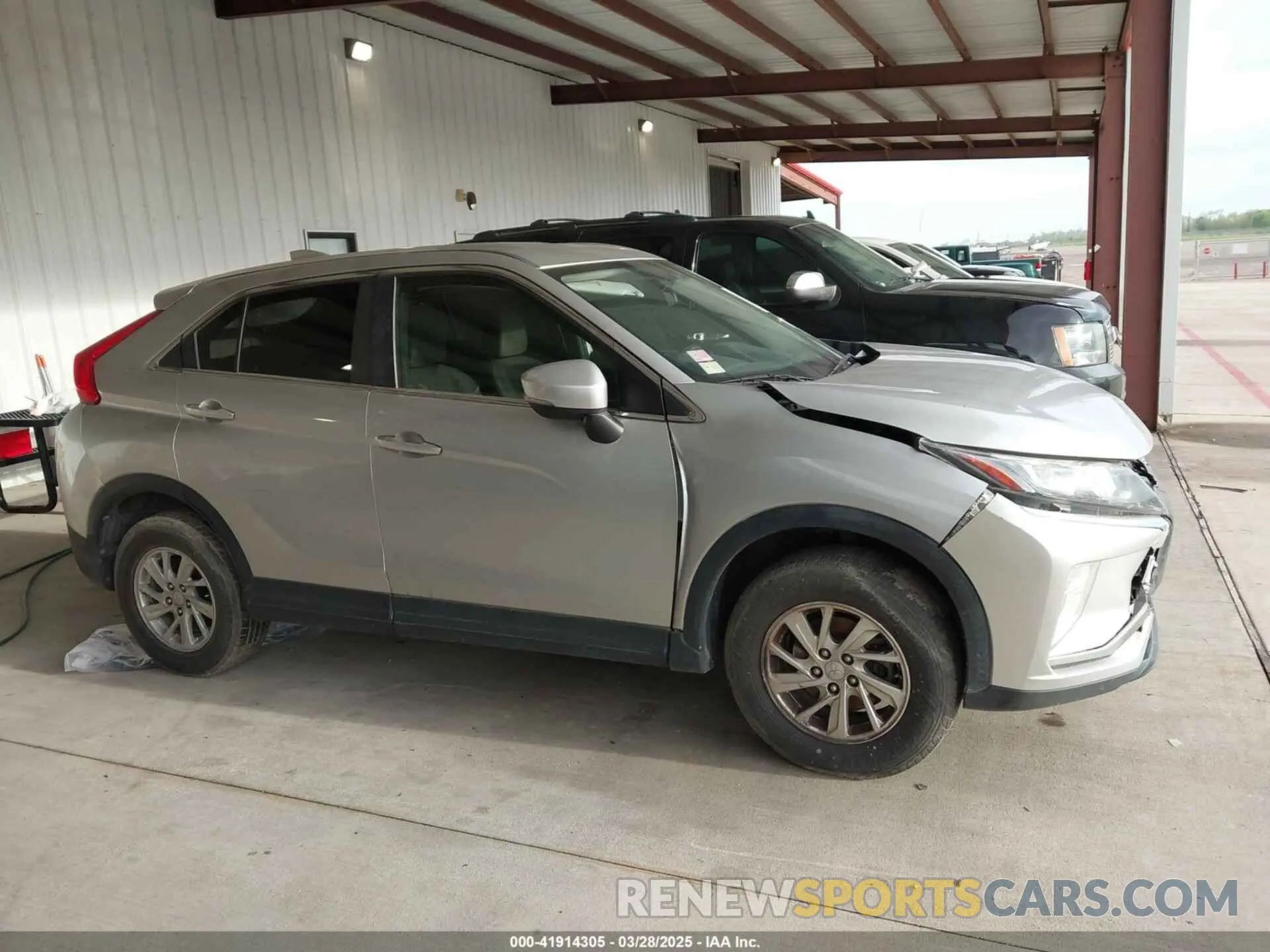 13 fotografías del automóvil dañado JA4AT3AAXKZ046223 MITSUBISHI ECLIPSE CROSS 2019